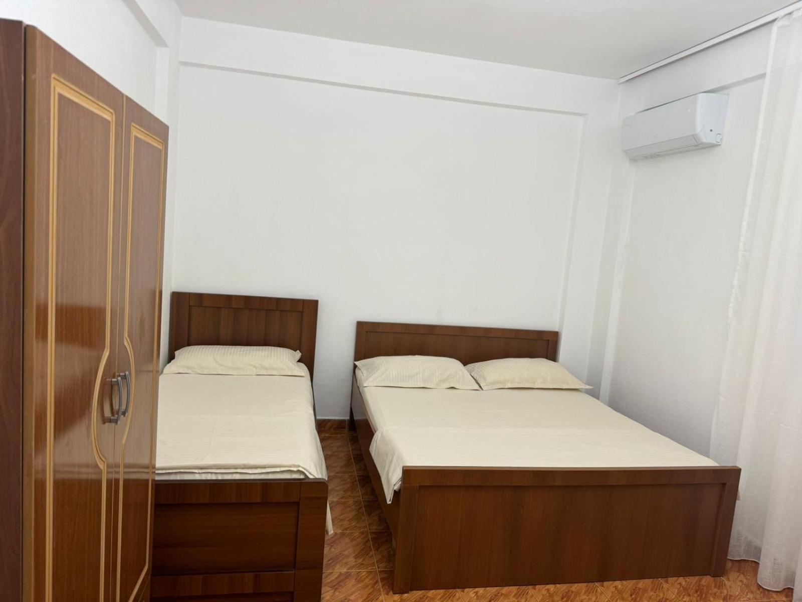 Melas Villa Драч Екстериор снимка