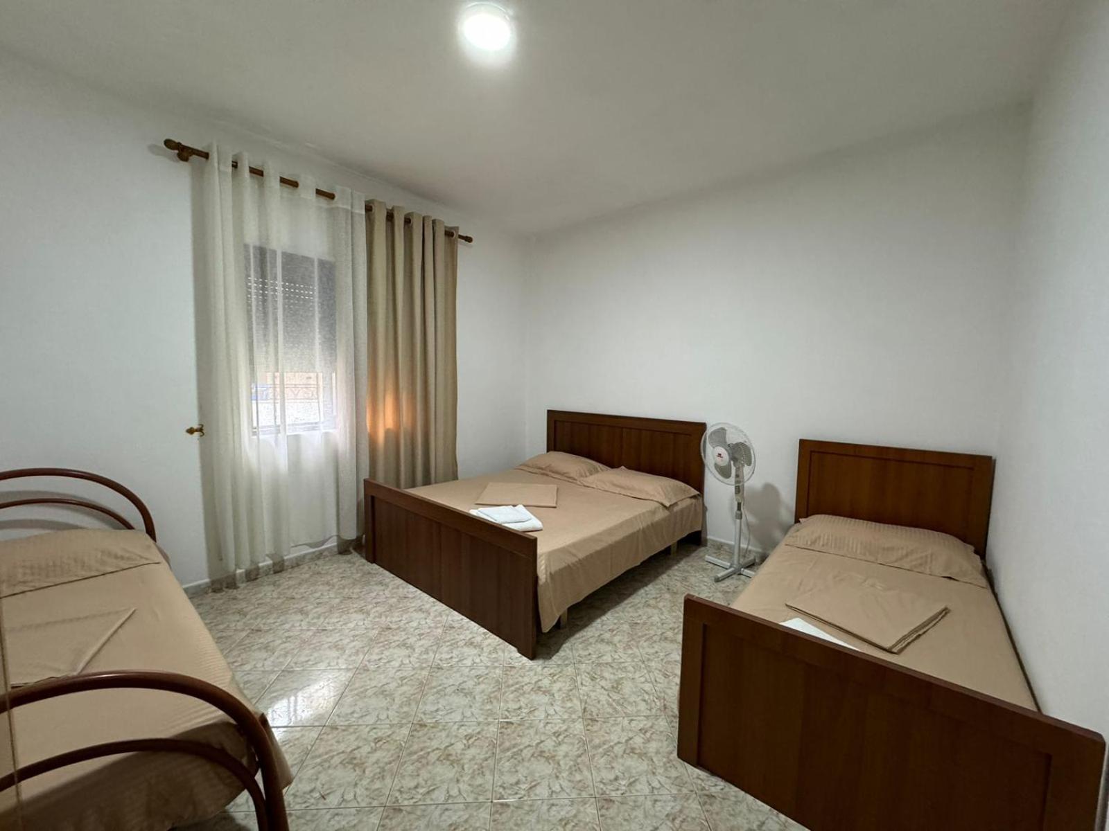 Melas Villa Драч Екстериор снимка