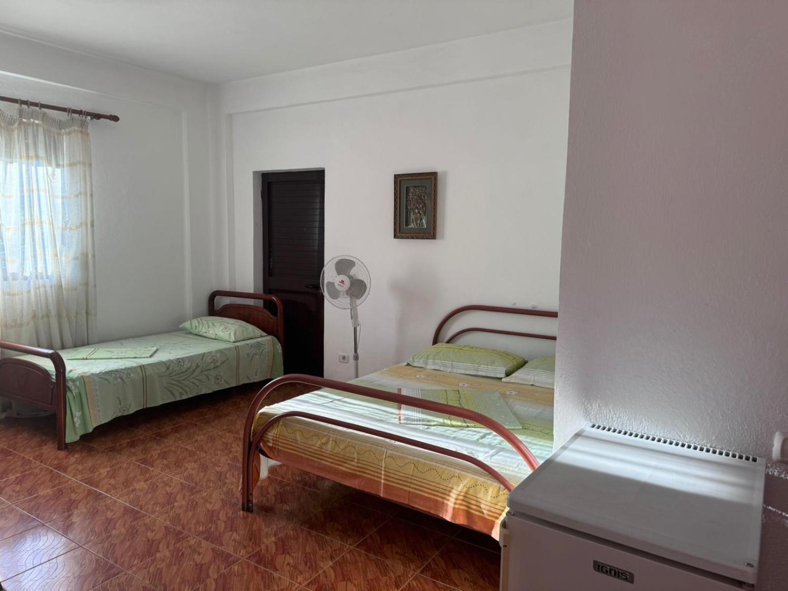 Melas Villa Драч Екстериор снимка